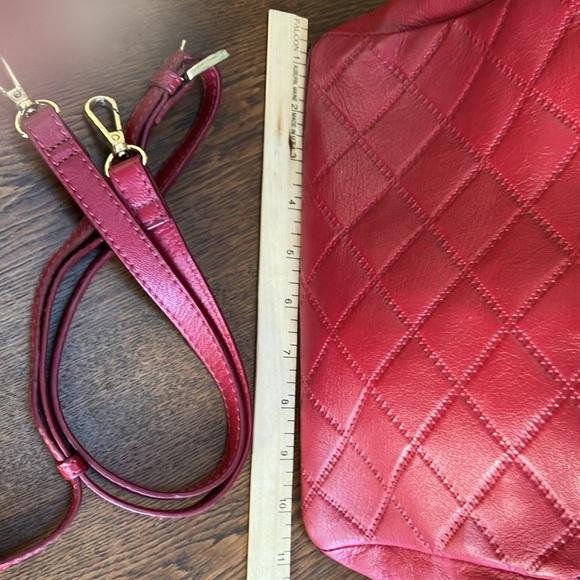 Quilted Italian Antonio Melani Leather shoulder bag/tote. Cranberry Red. ExCond - Picture 12 of 15